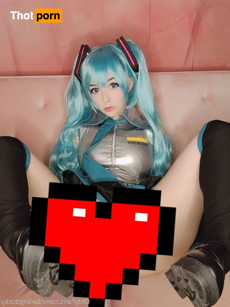 Tiny Duckling 6415826