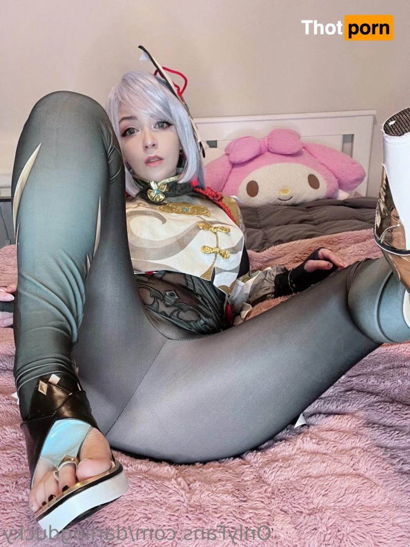 Tiny Duckling 14023172