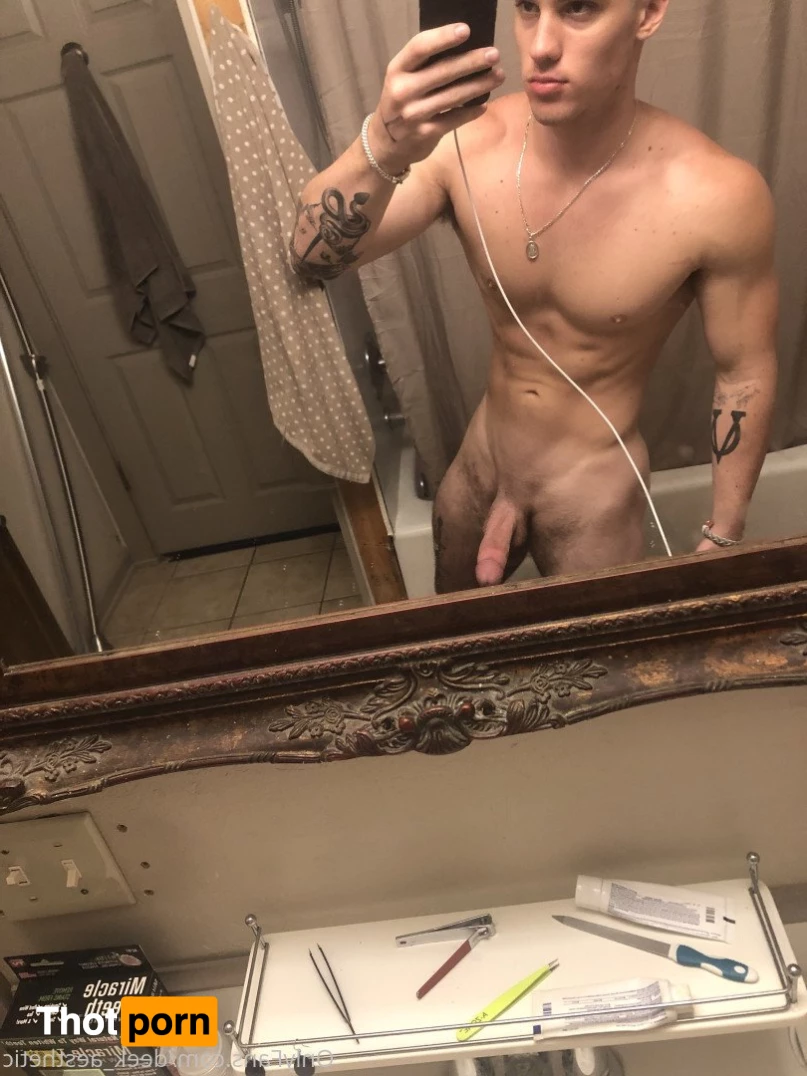 DEEK AESTHETIC 3758133