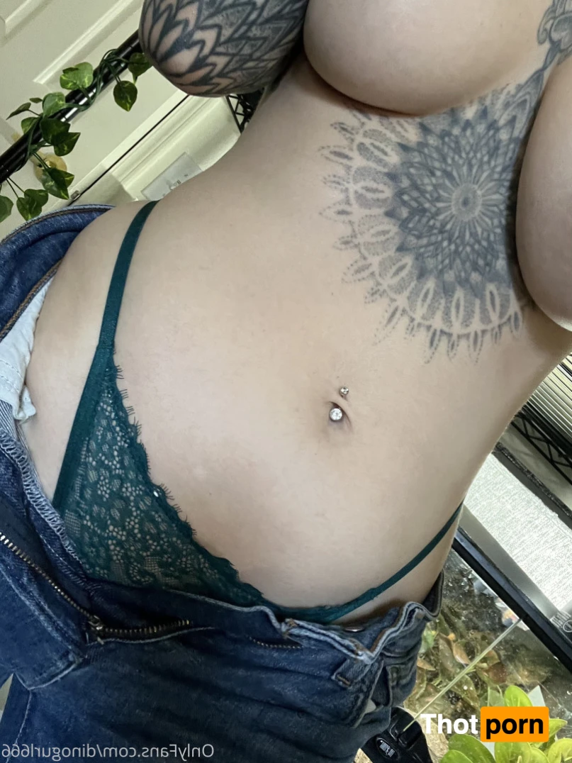 dinogurlFREE 14404193