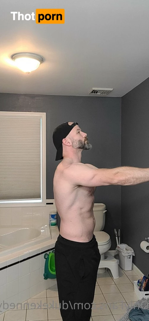 Duke Kennedy 3465594