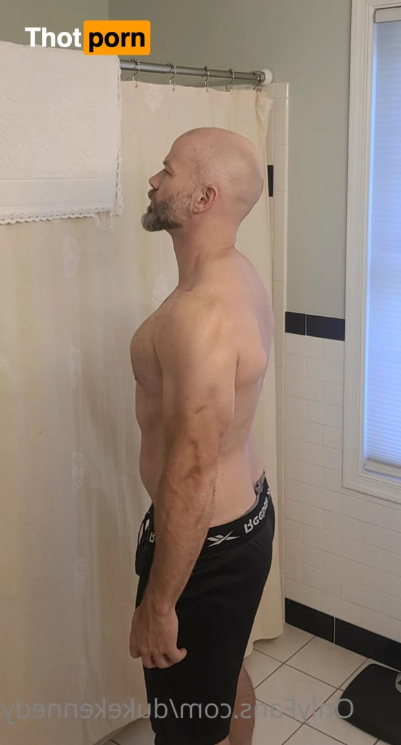 Duke Kennedy 5870897