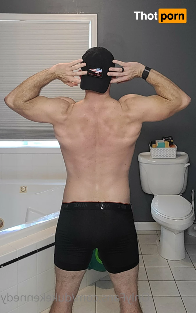 Duke Kennedy 5871068