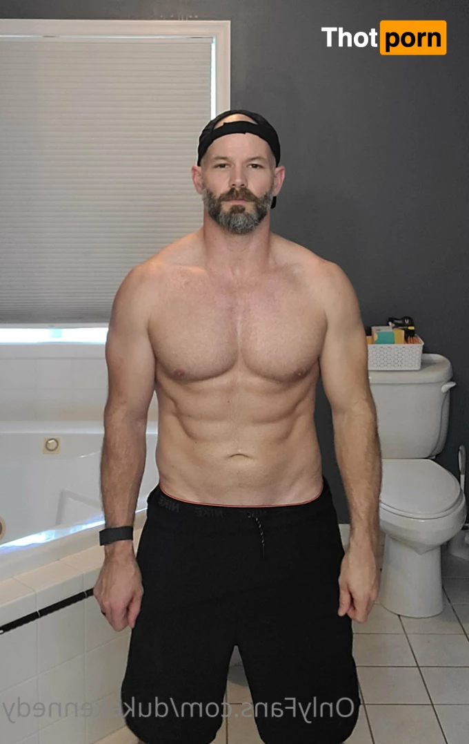 Duke Kennedy 5871079