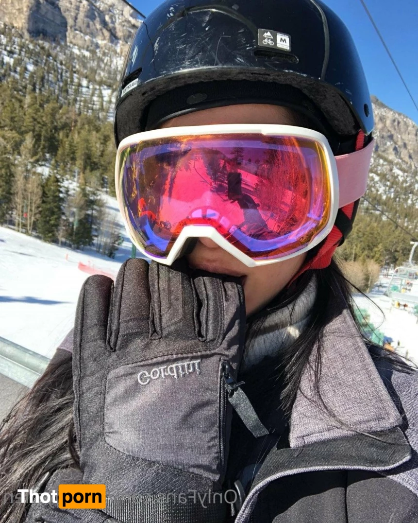 Earthly Alien 3386914