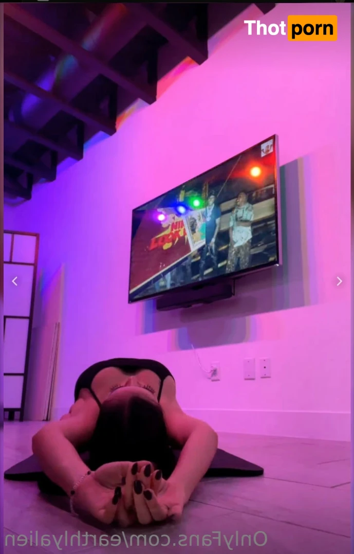 Earthly Alien 13445227