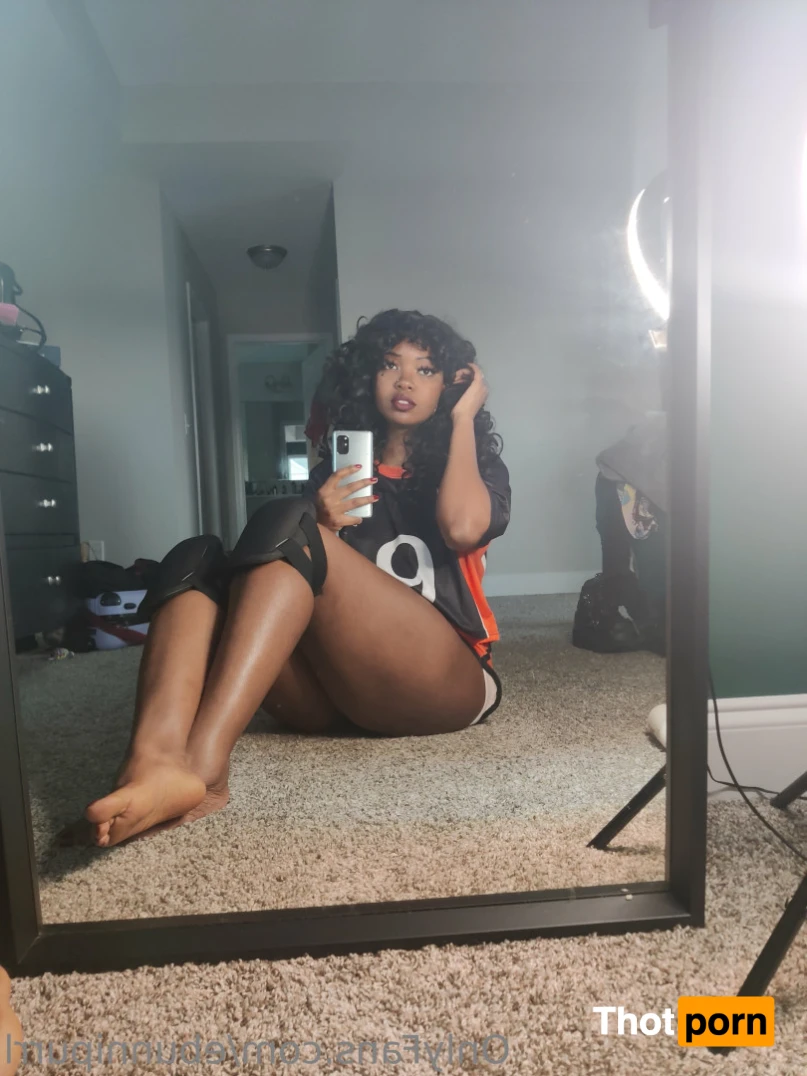 Ebunni_purrl 13443702