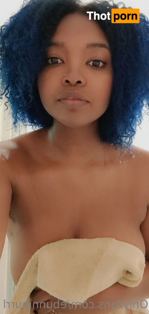 Ebunni_purrl 13444241