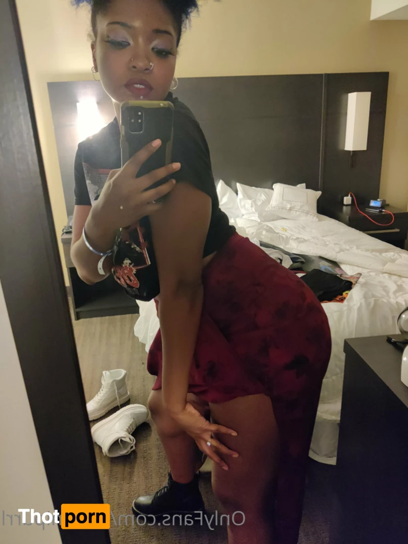 Ebunni_purrl 13444521