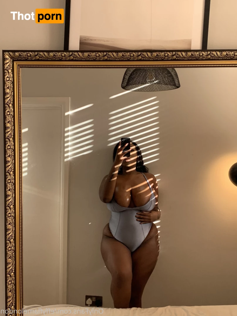 effyflamelondon 6323776