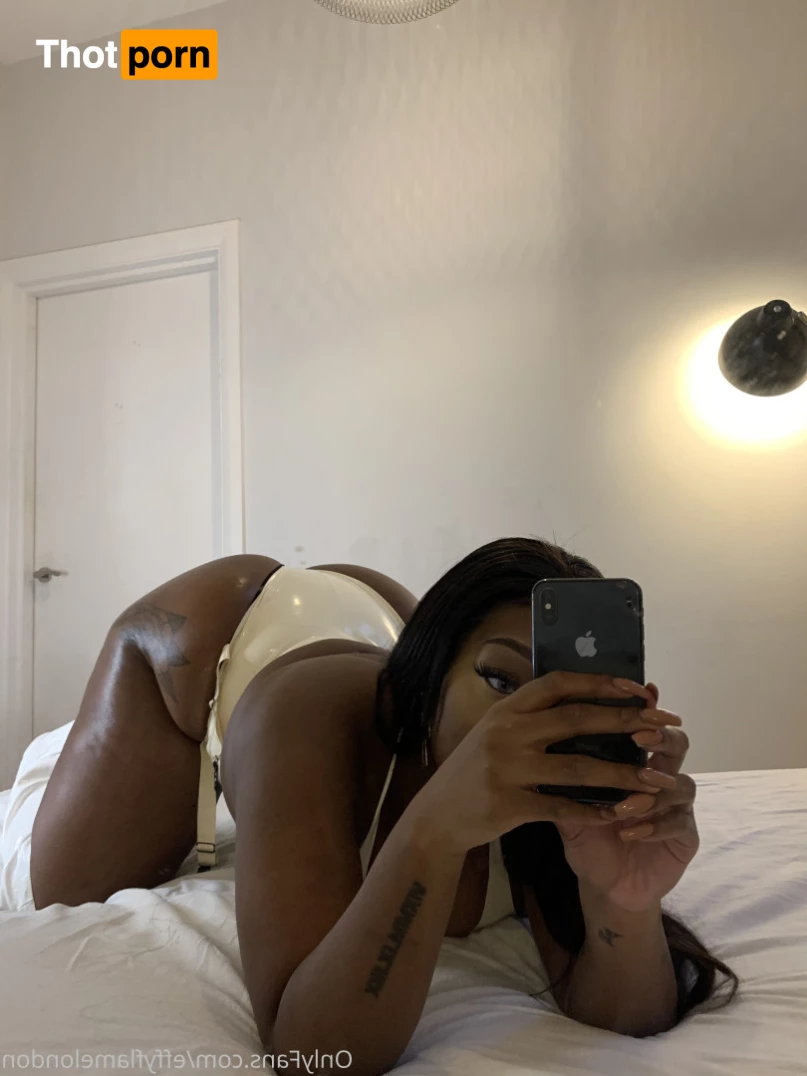 effyflamelondon 6323945