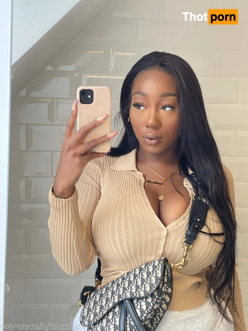 effyflamelondon 6324072