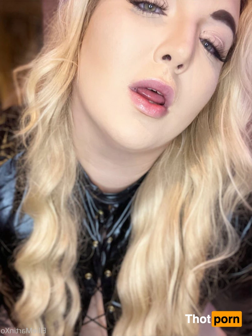 𝘌𝘭𝘭𝘪𝘦𝘔𝘢𝘳𝘵𝘪𝘯- 𝘚𝘦𝘹𝘵𝘪𝘯𝘨 𝘘𝘶𝘦𝘦𝘯😜 10017119