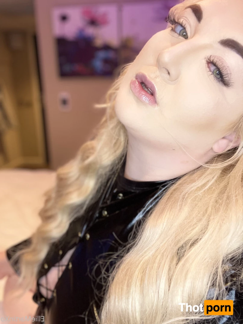 𝘌𝘭𝘭𝘪𝘦𝘔𝘢𝘳𝘵𝘪𝘯- 𝘚𝘦𝘹𝘵𝘪𝘯𝘨 𝘘𝘶𝘦𝘦𝘯😜 10017479