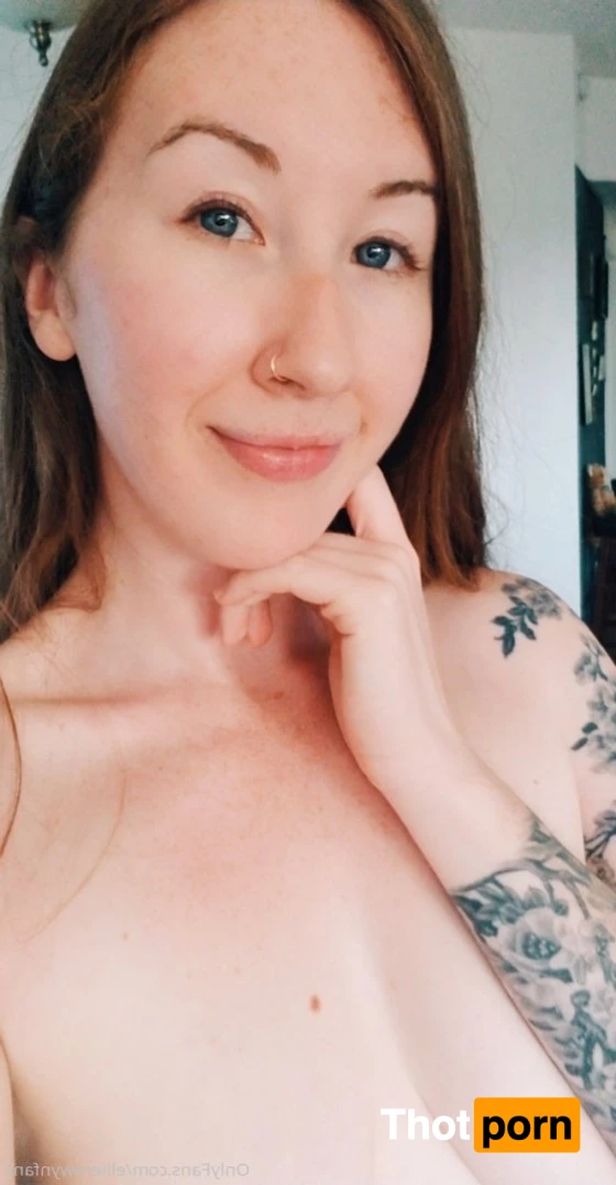 Ellie Rowyn *Free* 14247873