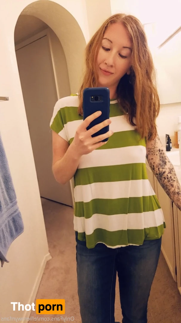 Ellie Rowyn *Free* 14248038