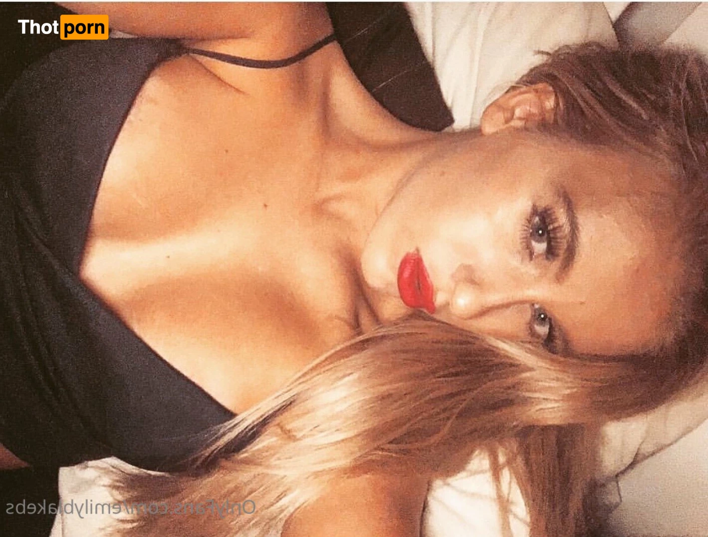 ❤️ Emily Blake 🥵 5870502