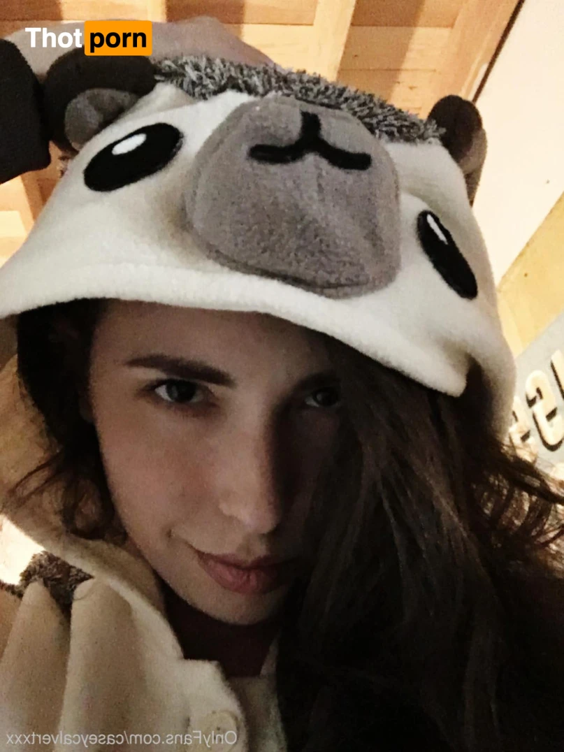 Casey Calvert 13420566