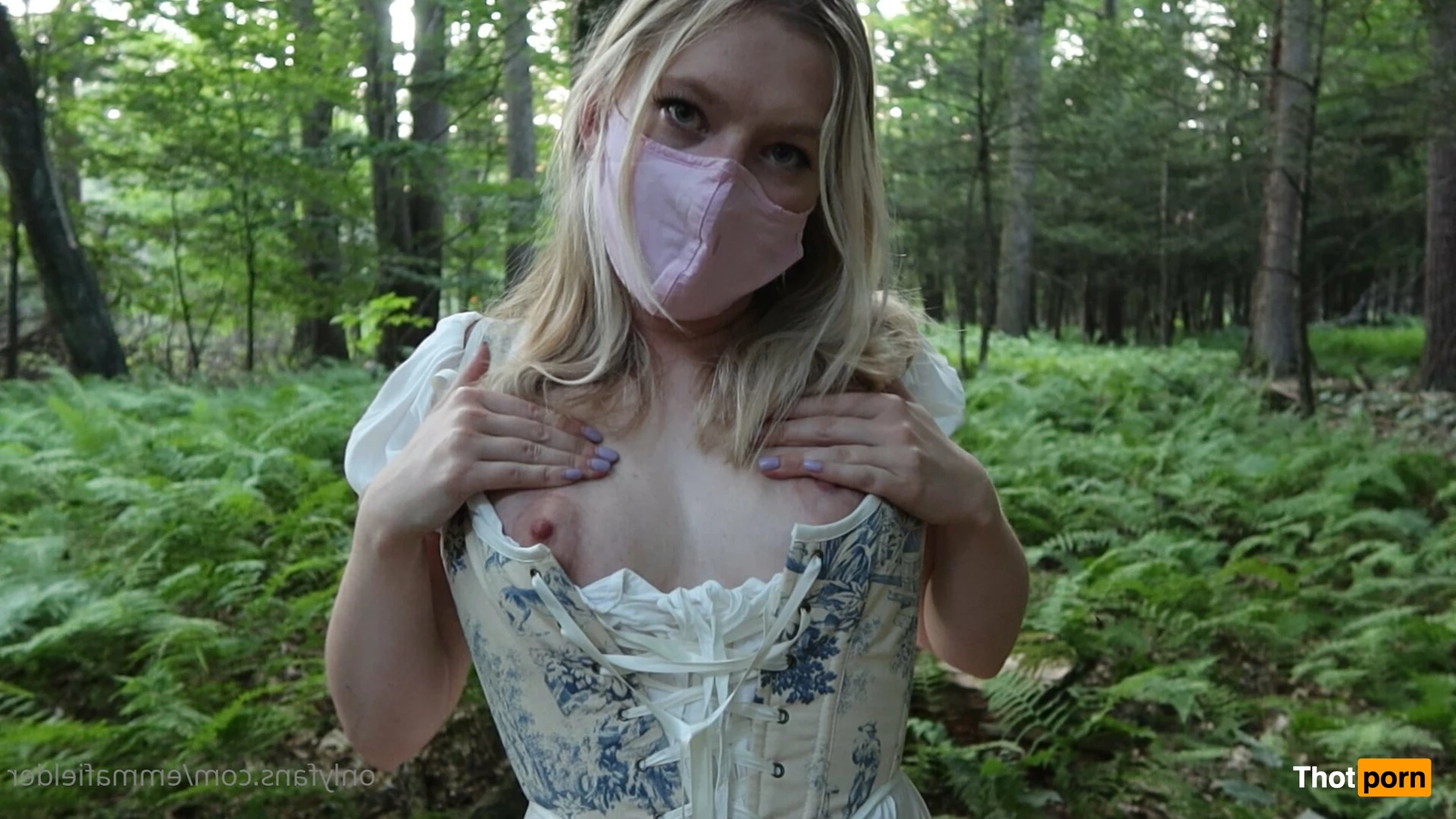 emma fielder 5901137