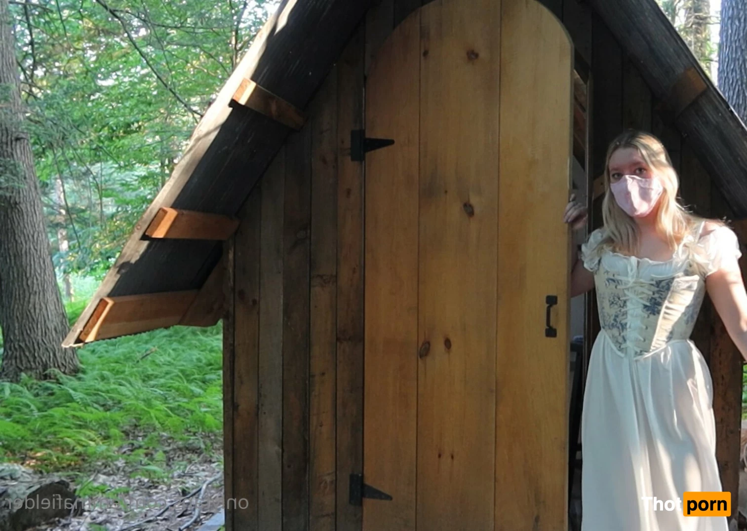 emma fielder 5901180