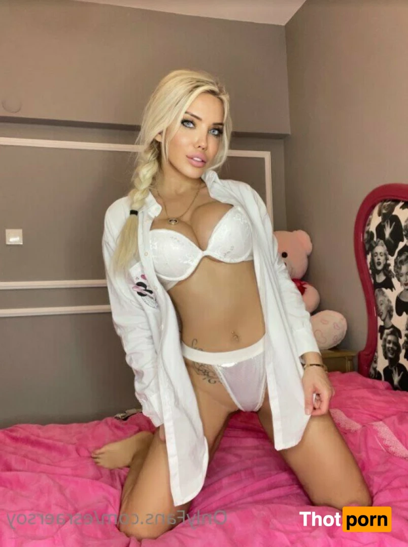 Esra Ersoy🍓 12177954