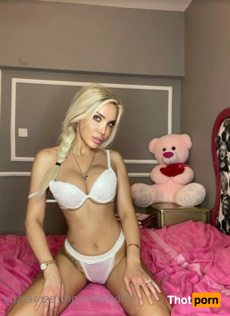 Esra Ersoy🍓 12188326