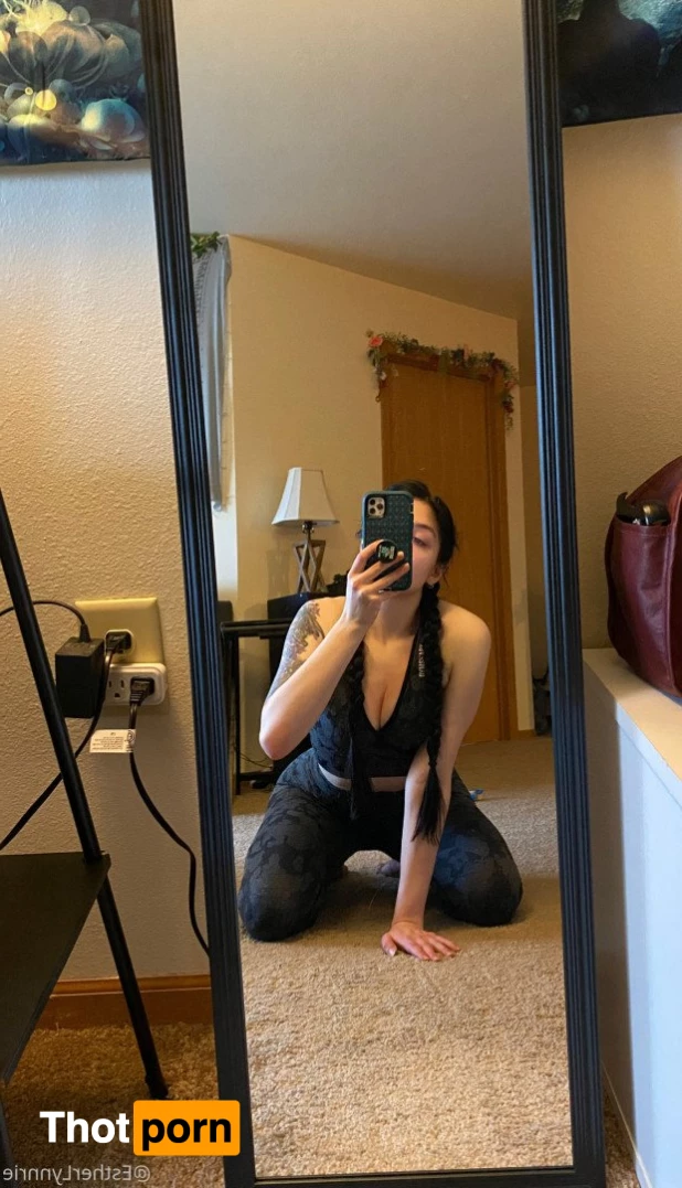 𝑬𝒔𝒕𝒉𝒆𝒓 •🌿• 3223900