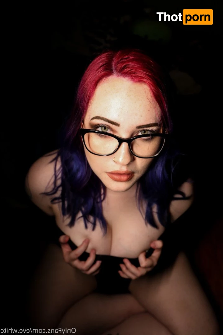 Evelyn White 3366268