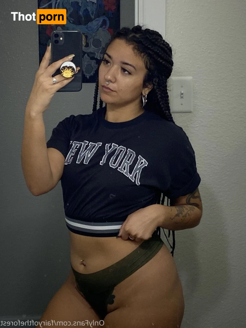 $4 SQUlRTER  | Luna Morgan 3558900