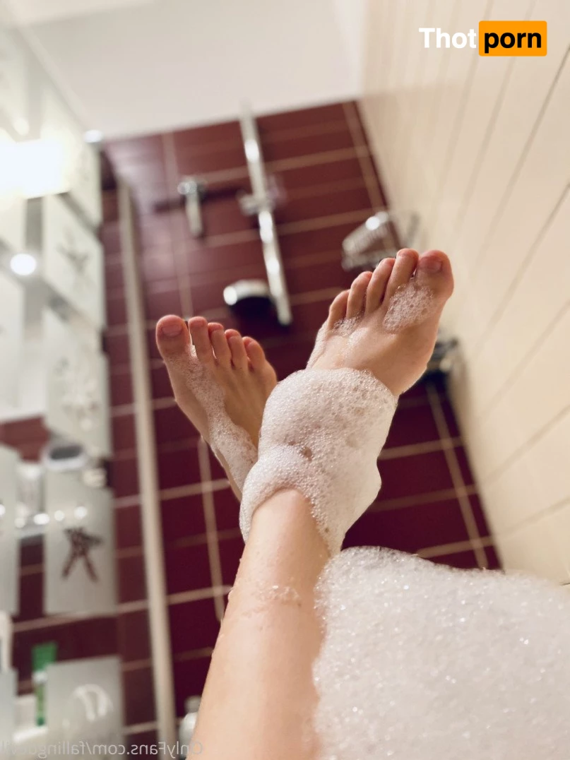 hotfallingdevil 3429339