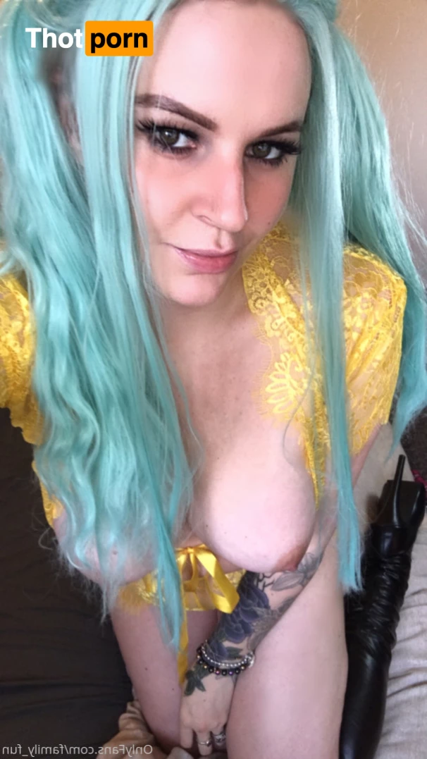 BROTHER &amp; SISTER 😈 stunt cock WANTED 10287136