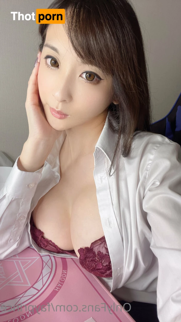 王子妃❤️0.8%飆車區Fay’s Private Videos 6320801