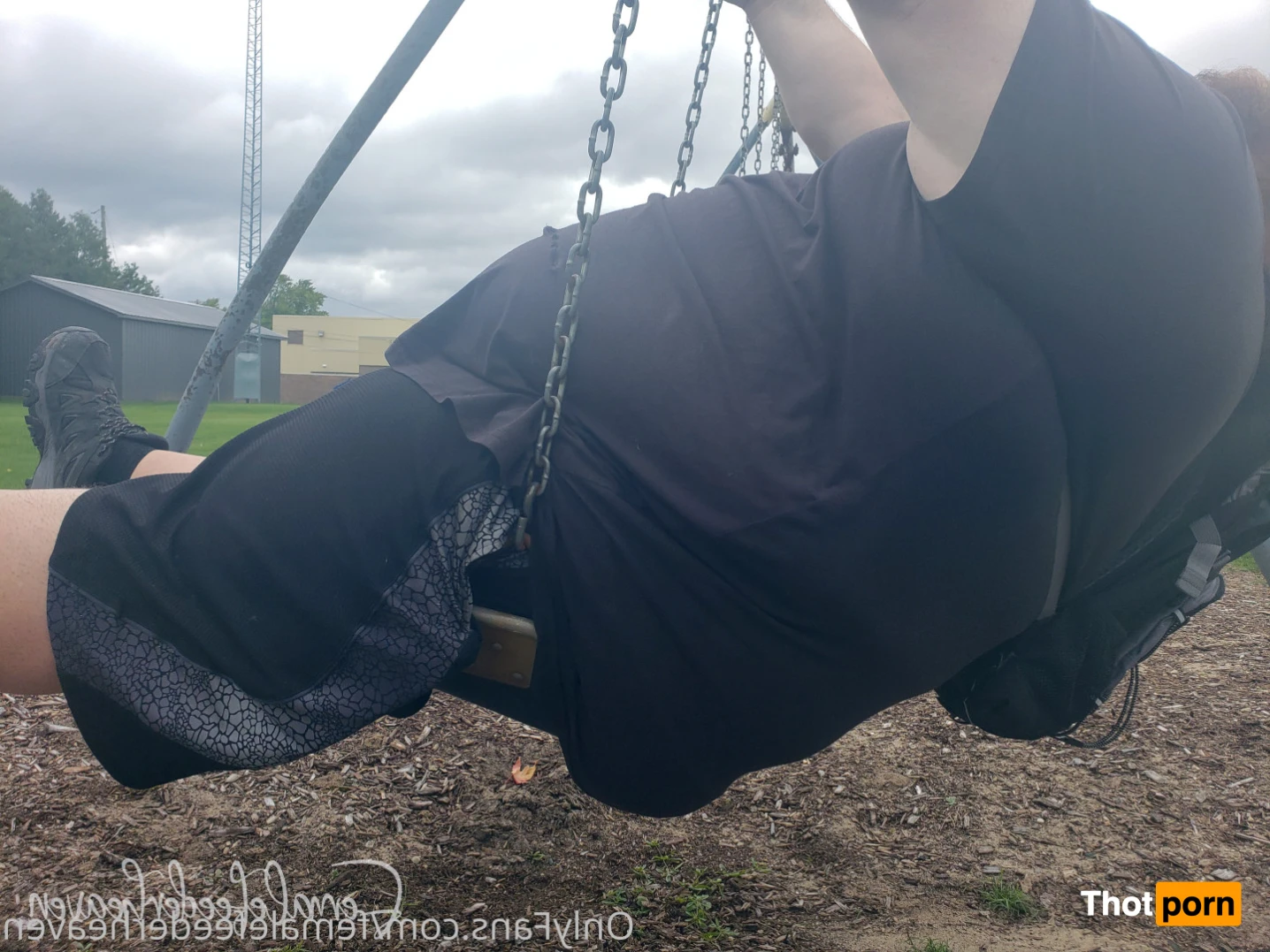 FemaleFeederHeaven 13105011