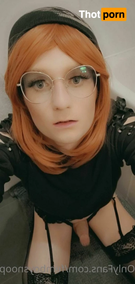 Femboy Snoop 3386252