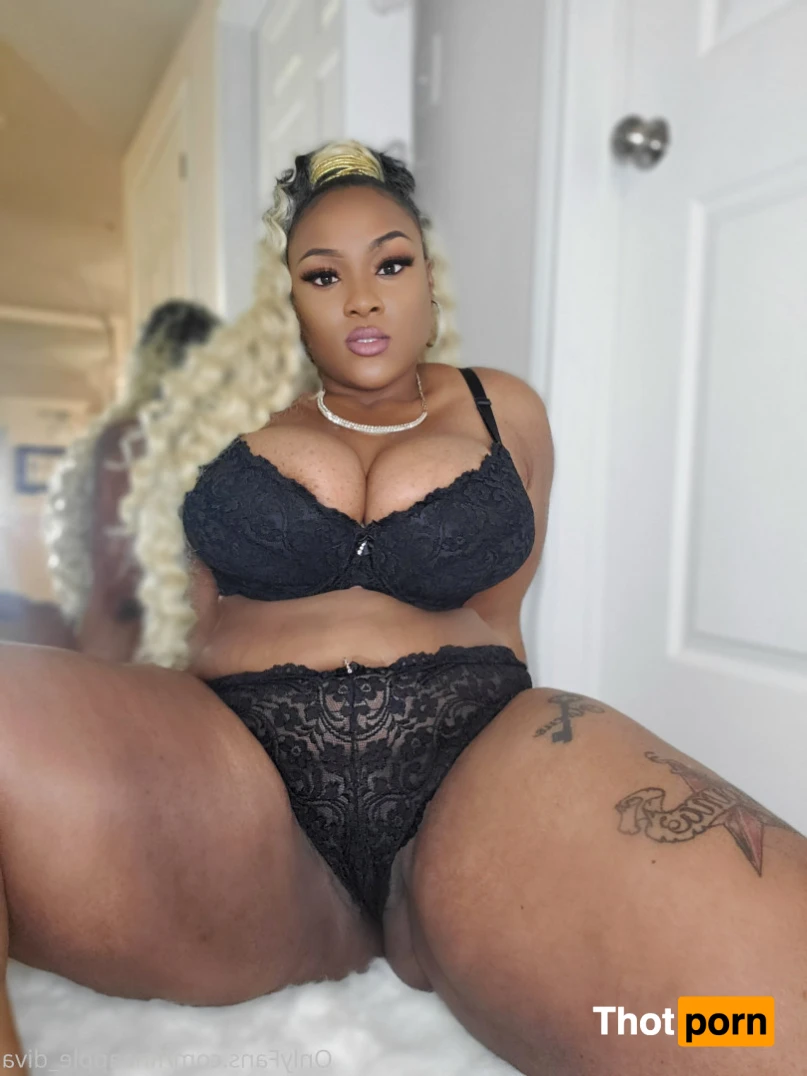 Fineapple 🍍💦 13067316