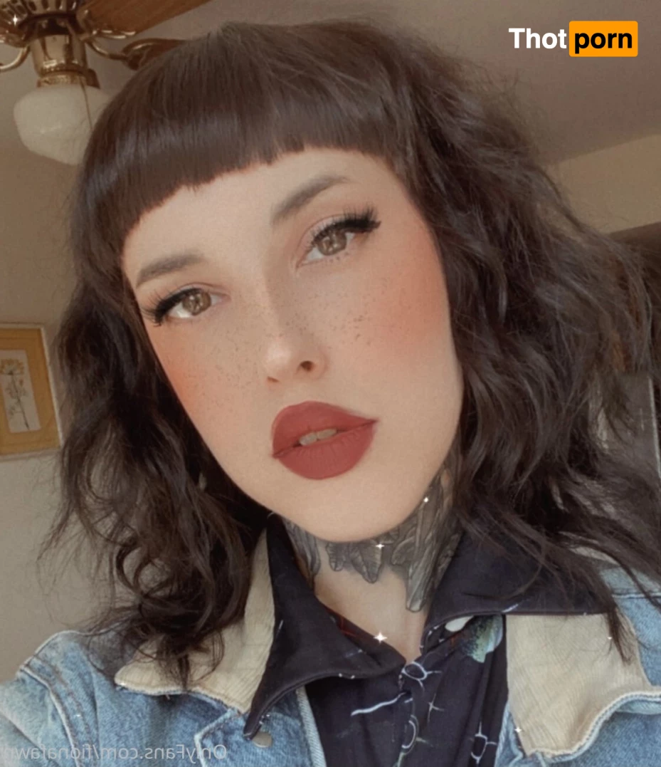 FIONA FLIRTS 5828830