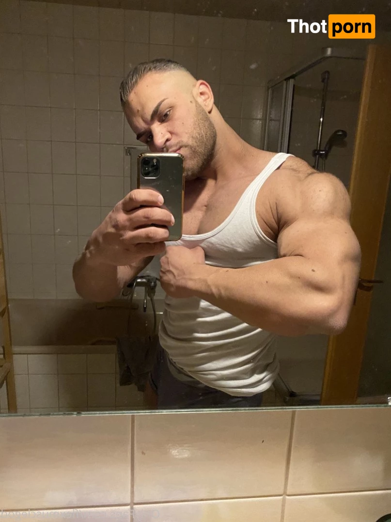flexmusclegod 3395831