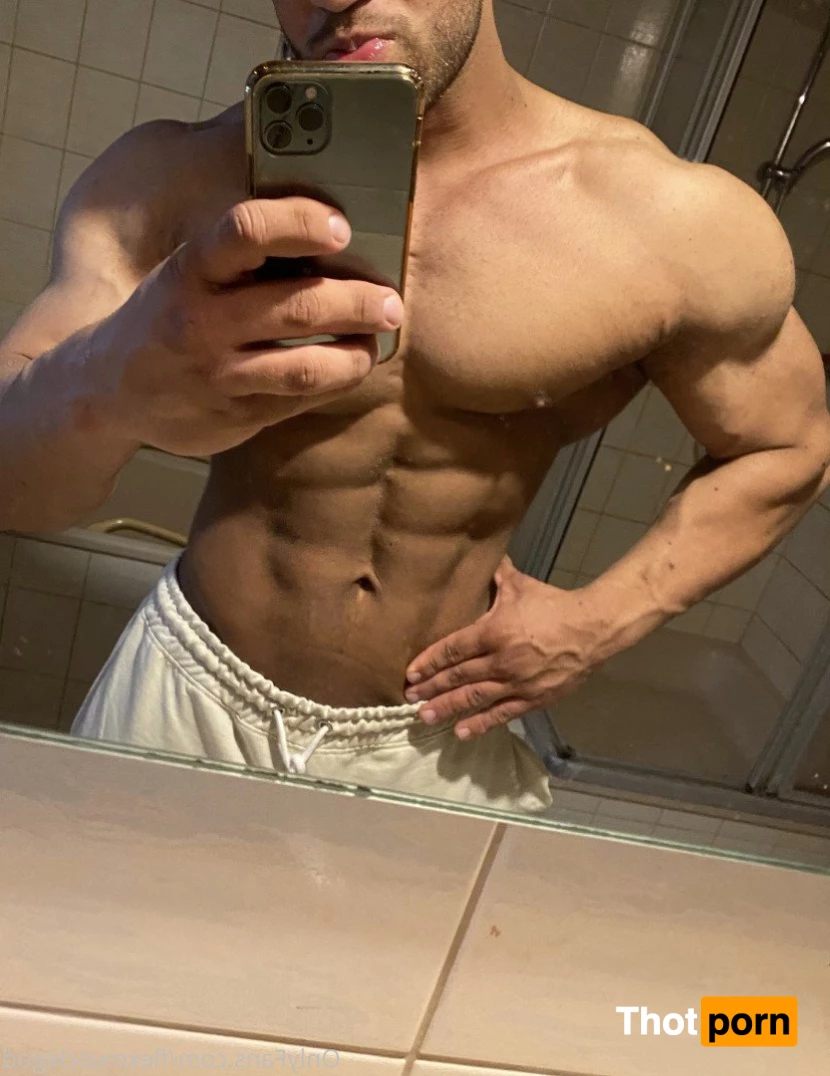 flexmusclegod 3395854