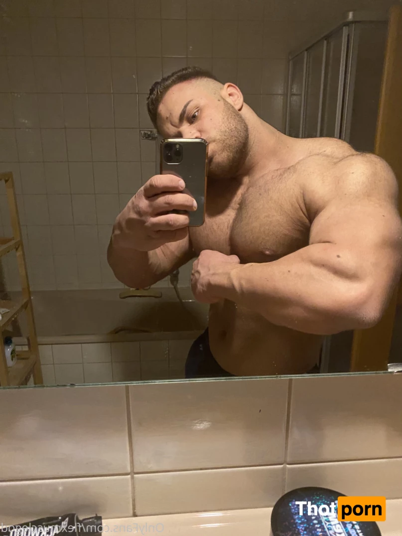 flexmusclegod 5955463