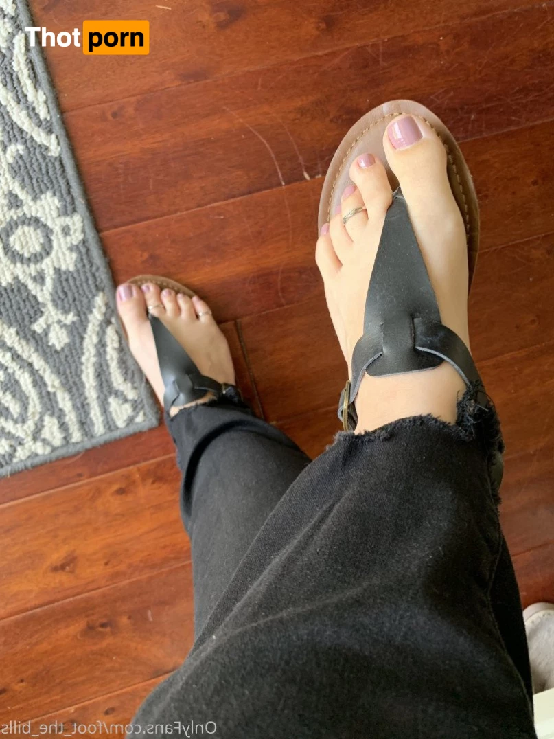 foot_the_bills 3379478