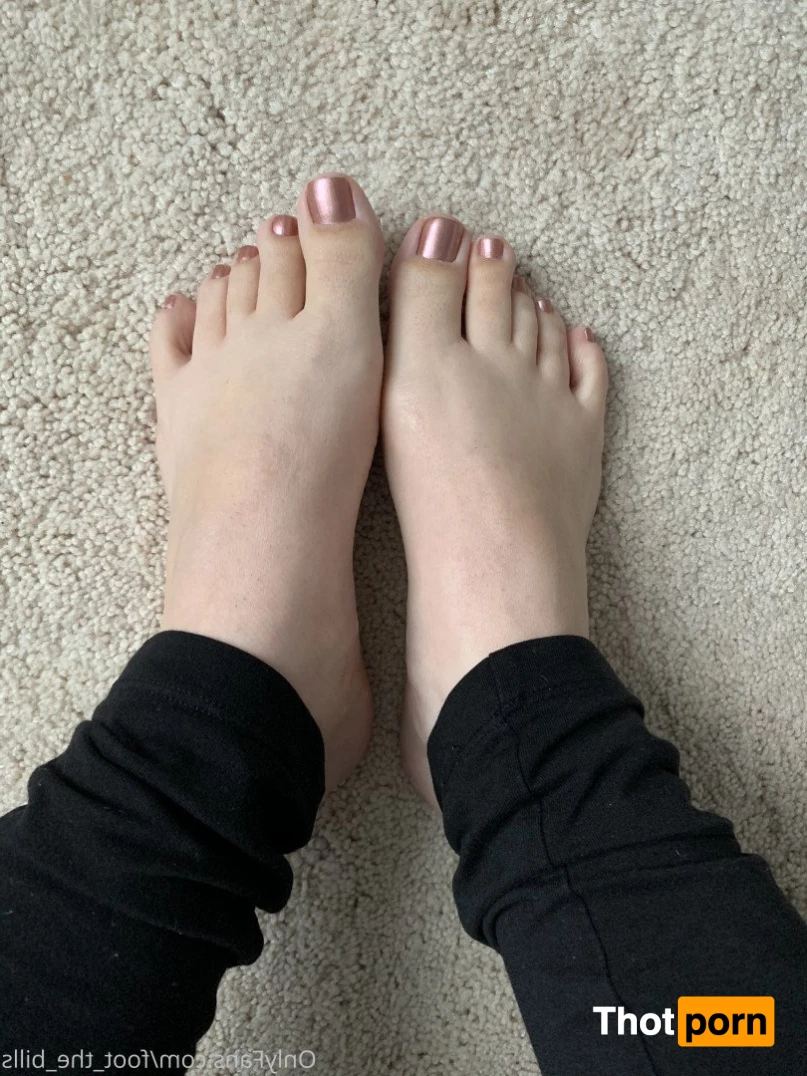 foot_the_bills 3379756