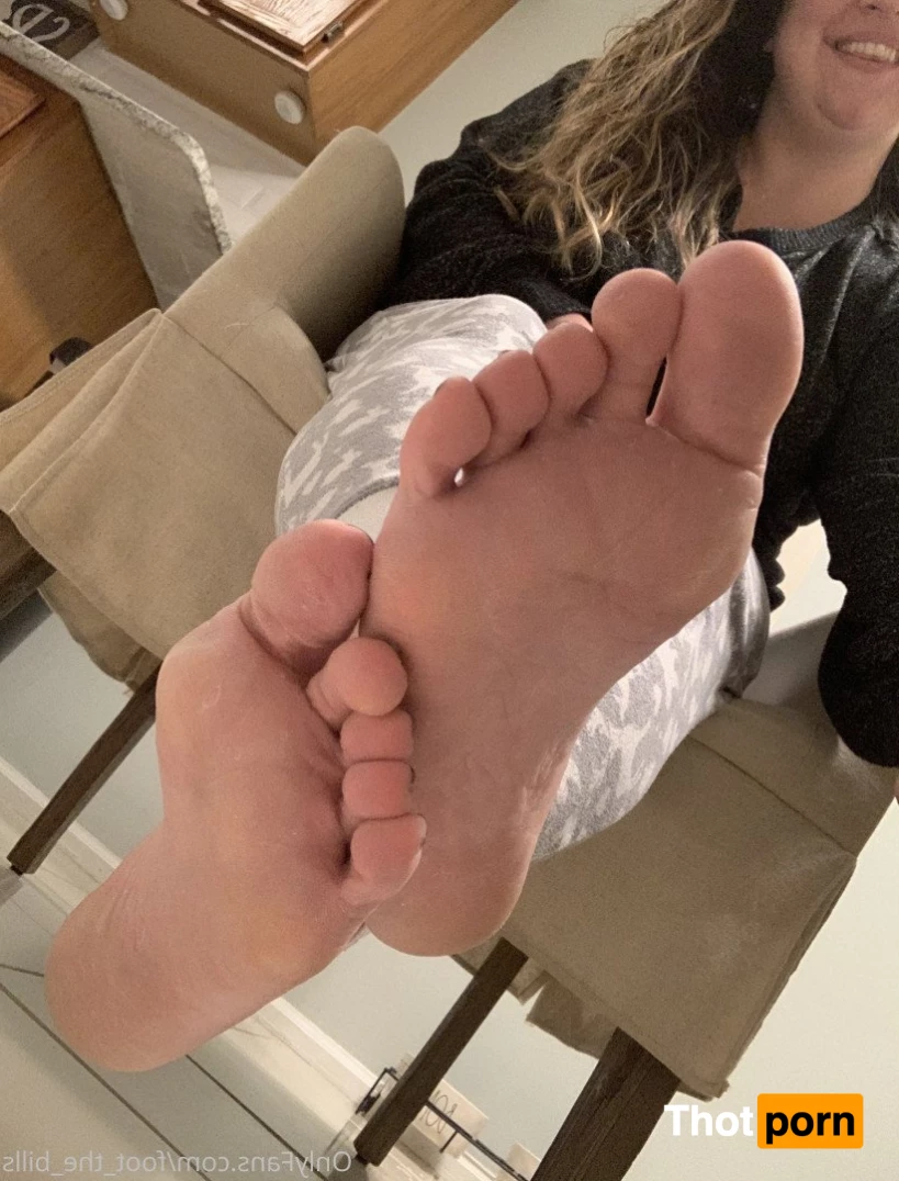 foot_the_bills 3379859