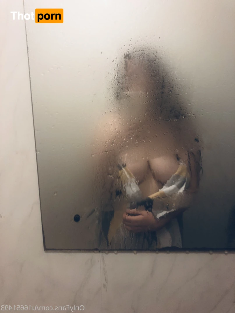 Free Account Free OnlyFans Model Account 14170984