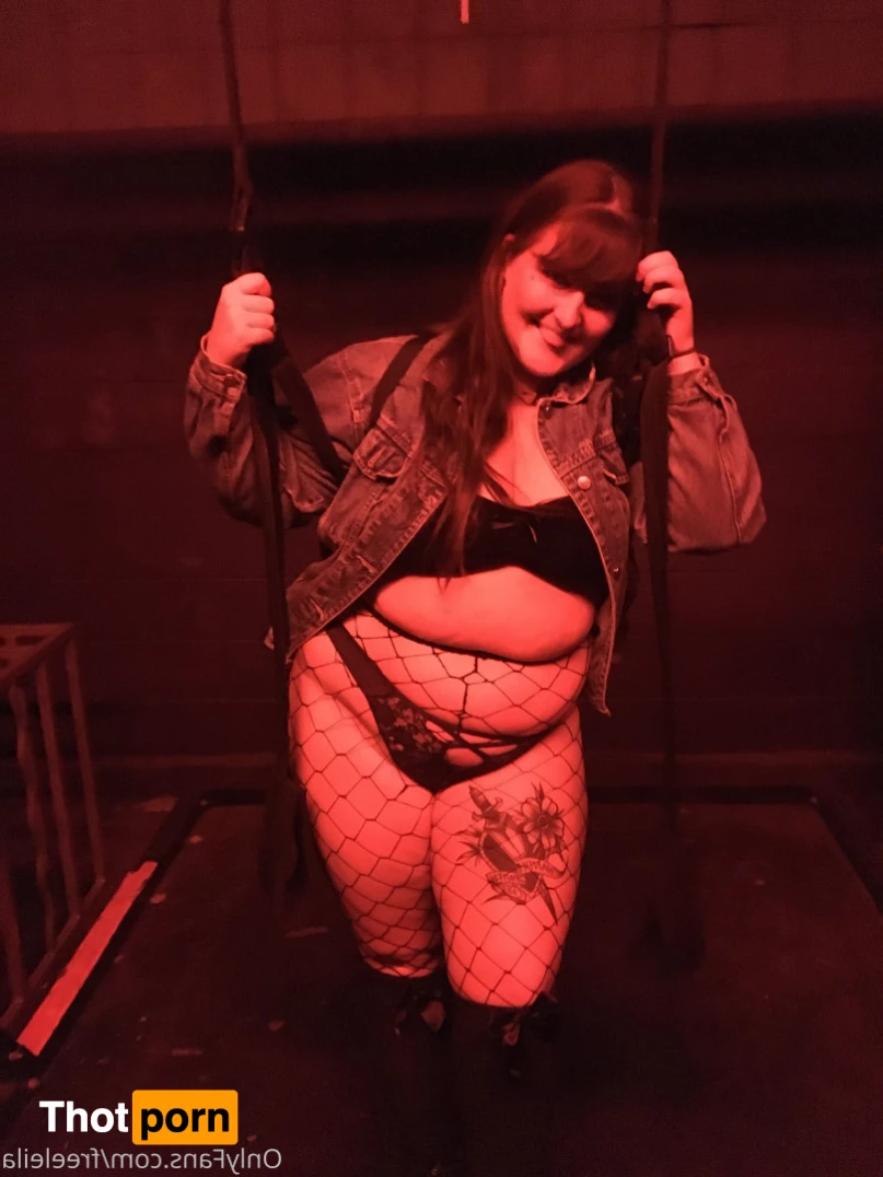 Leila Lewis FREE PAGE! 7610811