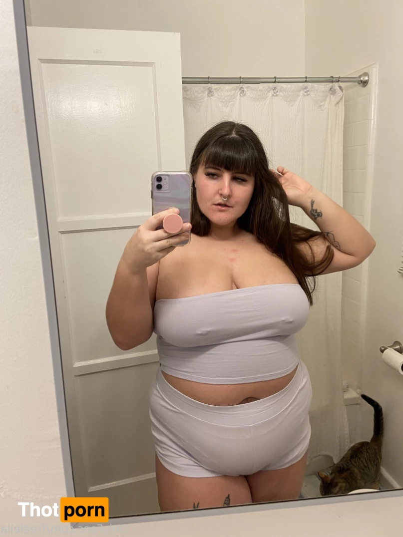 Leila Lewis FREE PAGE! 7610860