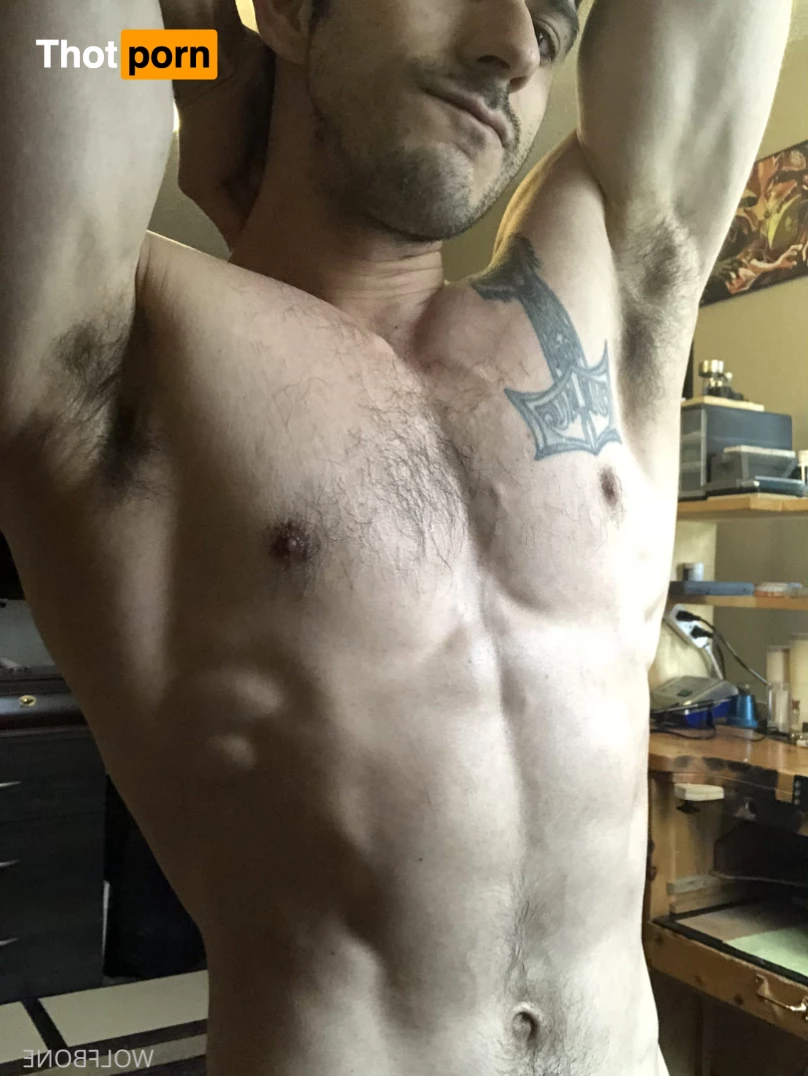 Mr. Wolf 🐺 🌟 5824880