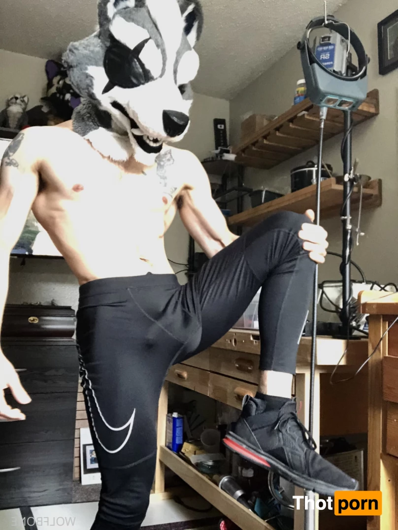 Mr. Wolf 🐺 🌟 5824906