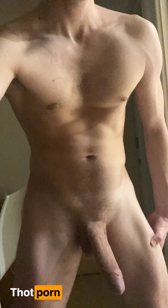 Frankie Thorne 3382125