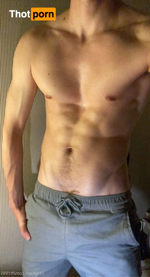 Frankie Thorne 3382290