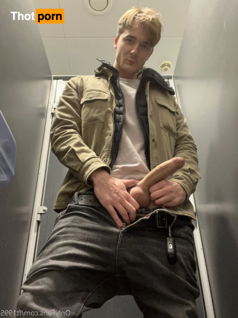 Frankie Thorne 3382522